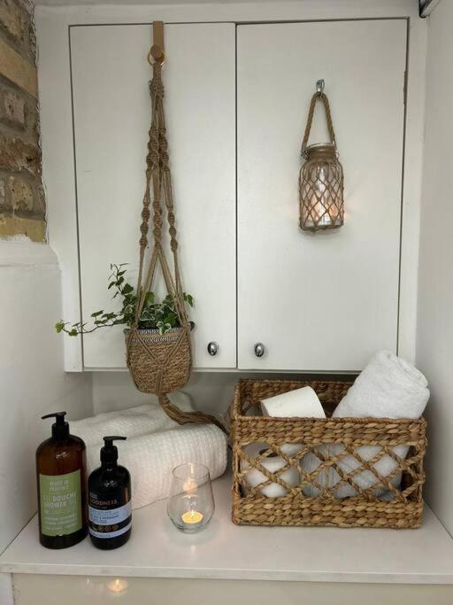 Apartamento Charming Fulham Flat Londres Exterior foto