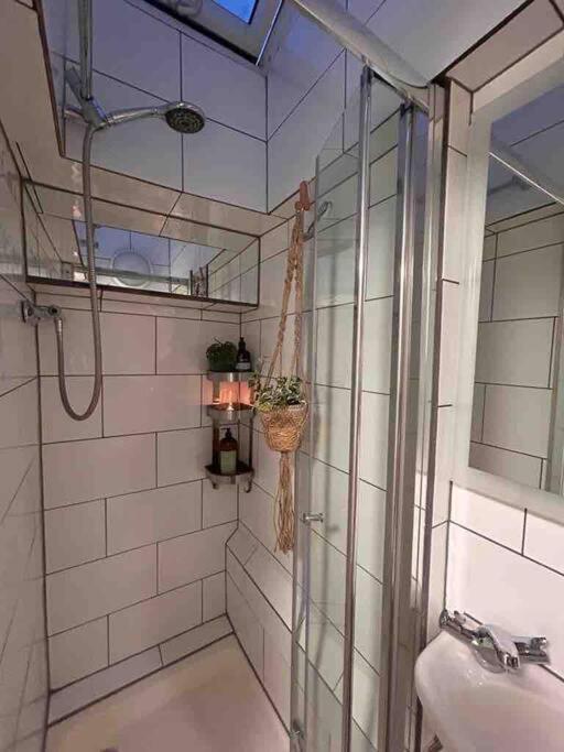 Apartamento Charming Fulham Flat Londres Exterior foto